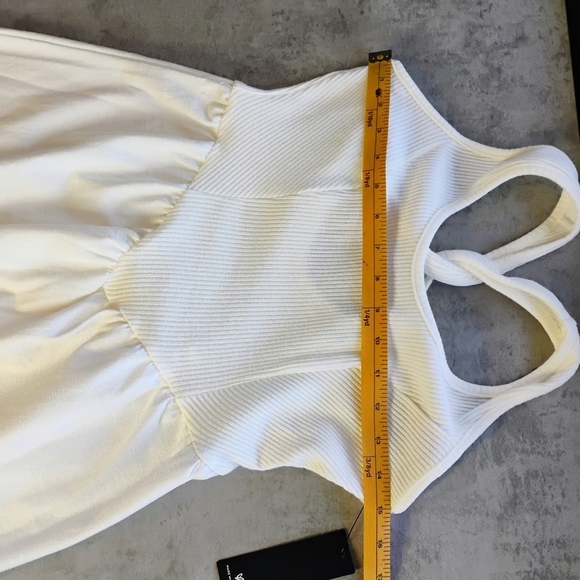 Lulu's Summer Beauty White Ribbed Twist Back Midi Dress Balletcore Size Large - Picture 11 of 12